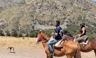 Escapadas Cajón Del Maipo, Cabalgatas y Paseos a Caballo Aki 10