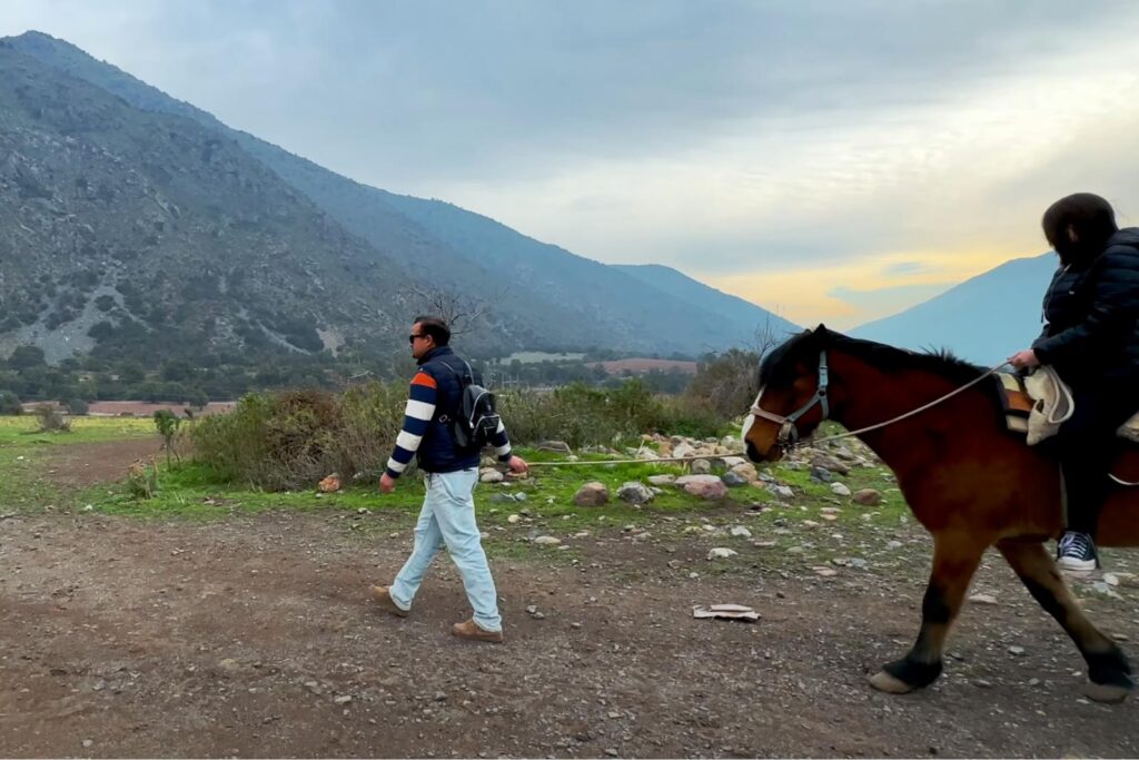 Escapadas Cajón Del Maipo, Cabalgatas y Paseos a Caballo Aki 7
